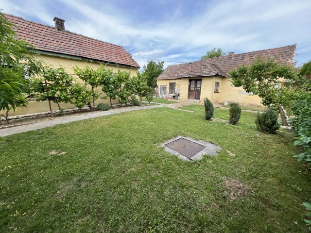 Eladó családi ház, Kaposváron 12.9 M Ft, 2 szobás