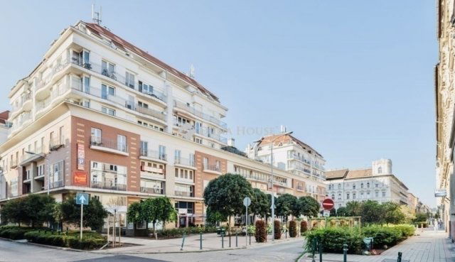 Eladó téglalakás, Budapesten, VII. kerületben 79.9 M Ft