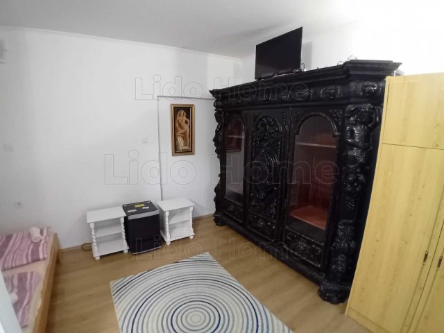 Eladó hotel, Fonyódon 430 M Ft, 11 szobás / költözzbe.hu