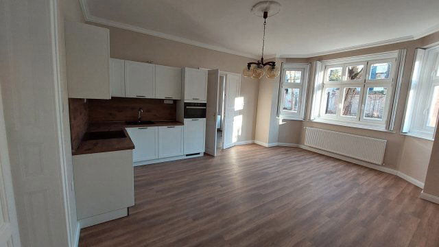 Kiadó téglalakás, albérlet, Győrött 270 E Ft / hó, 2 szobás