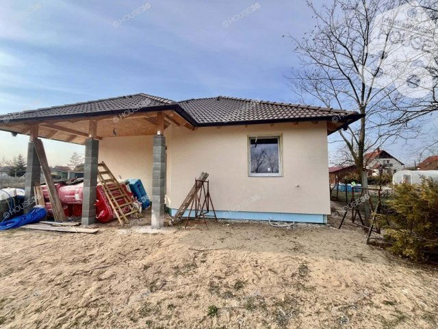 Eladó családi ház, Kecskeméten 89.9 M Ft, 4 szobás