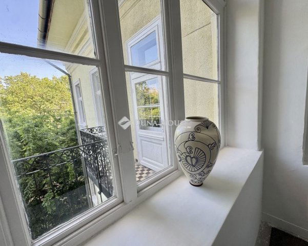 Kiadó téglalakás, albérlet, Budapesten, VI. kerületben