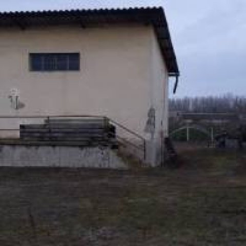 Kiadó ipari ingatlan, Újhartyánon 150 E Ft / hó