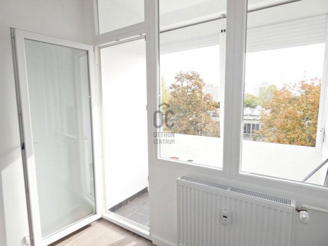 Eladó panellakás, Budapesten, XV. kerületben 82 M Ft, 4 szobás