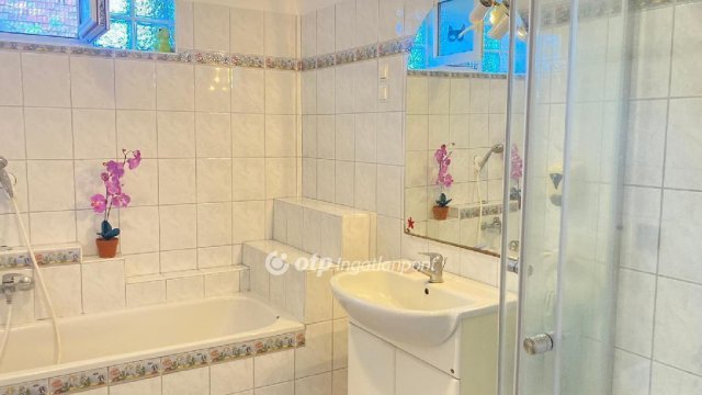 Kiadó családi ház, albérlet, Dunakeszin 450 E Ft / hó, 4 szobás