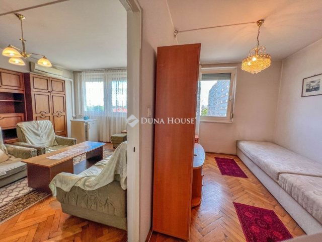 Eladó panellakás, Budapesten, XXI. kerületben 52.9 M Ft, 2 szobás