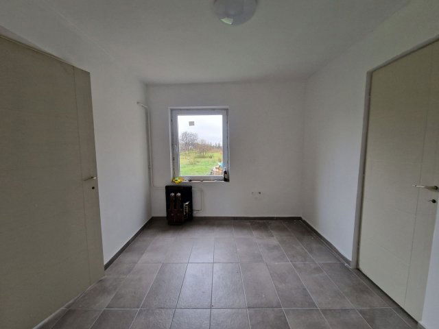 Eladó családi ház, Újszászon 18 M Ft / költözzbe.hu