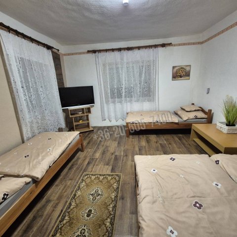 Eladó családi ház, Poroszlón 42 M Ft, 3 szobás