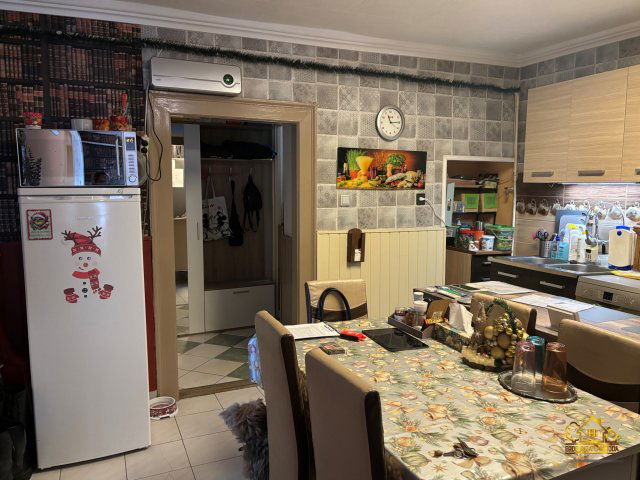 Eladó családi ház, Kiskunlacházán 53 M Ft, 4 szobás