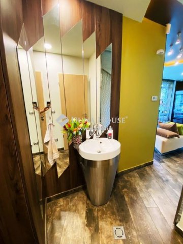 Eladó üzlethelyiség, Tápiószecsőn 176 M Ft