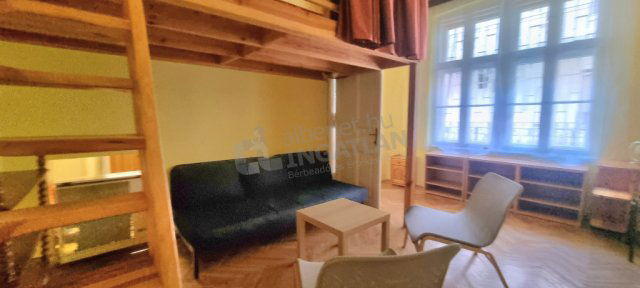 Kiadó téglalakás, albérlet, Budapesten, III. kerületben