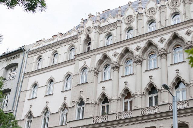 Eladó téglalakás, Budapesten, V. kerületben 187 M Ft, 3 szobás