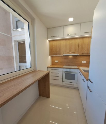 Kiadó panellakás, albérlet, Győrött 210 E Ft / hó, 2 szobás