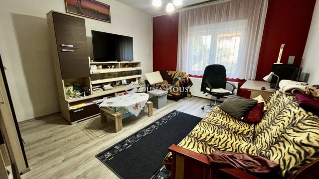 Eladó családi ház, Szombathelyen 58 M Ft, 2 szobás