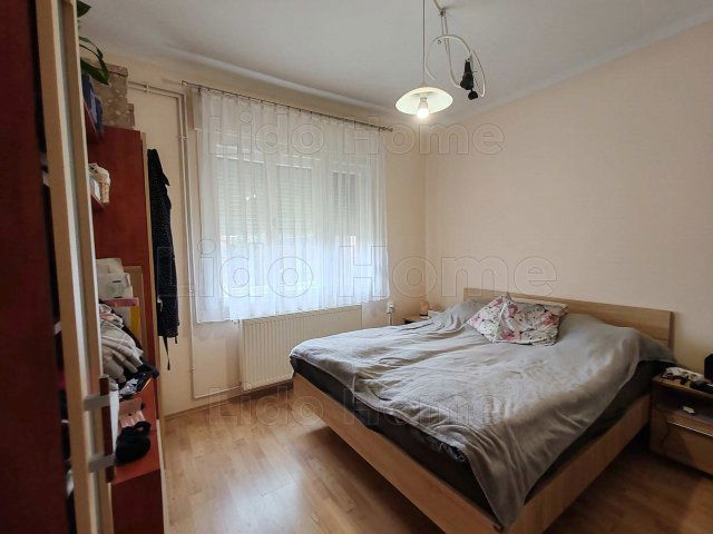 Eladó családi ház, Balatonlelleén 135 M Ft, 5 szobás