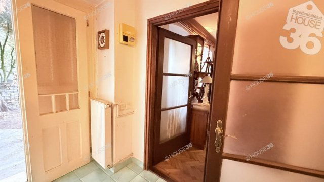 Eladó családi ház, Kecskeméten 199.9 M Ft, 8 szobás