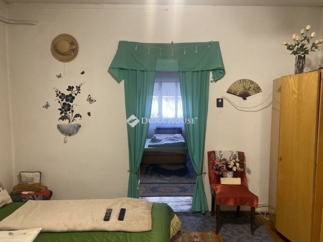 Eladó családi ház, Monoron 64 M Ft, 3 szobás