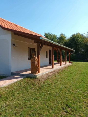 Eladó családi ház, Balatonberényben 99 M Ft, 3 szobás