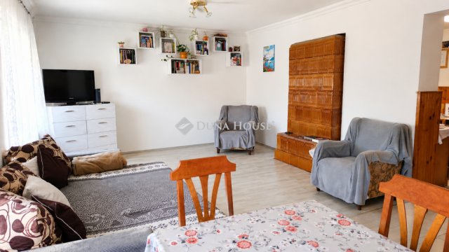 Eladó családi ház, Debrecenben 102 M Ft, 4 szobás