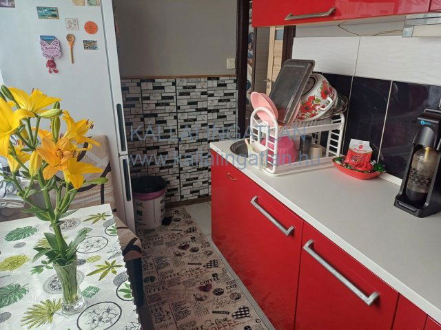 Eladó panellakás, Nyíregyházán 43 M Ft, 2+1 szobás