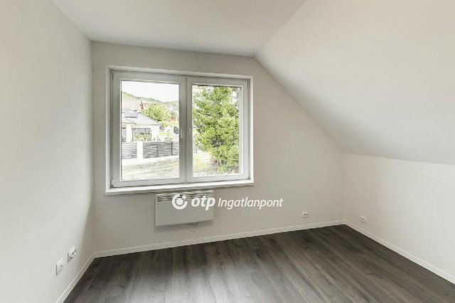 Eladó családi ház, Gyenesdiáson 139 M Ft, 4+1 szobás