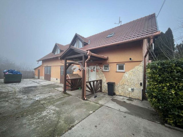 Kiadó családi ház, albérlet, Ceglédbercelen 300 E Ft / hó