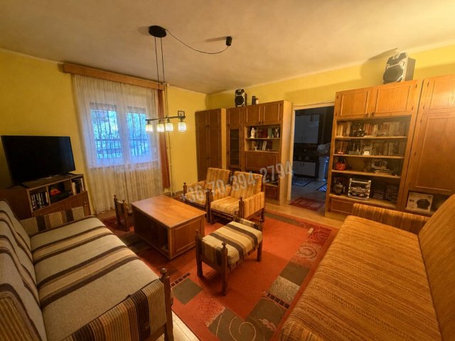 Eladó téglalakás, Tatabányán, Esztergomi utcában 39.5 M Ft