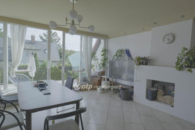 Eladó sorház, Budapesten, II. kerületben 285 M Ft, 2+2 szobás