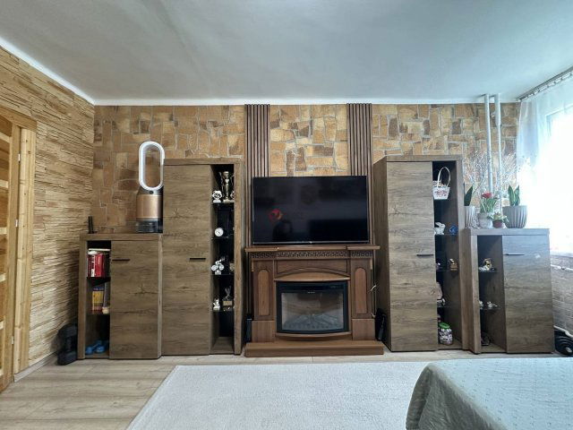 Eladó téglalakás, Székesfehérvárott 59.9 M Ft, 2 szobás