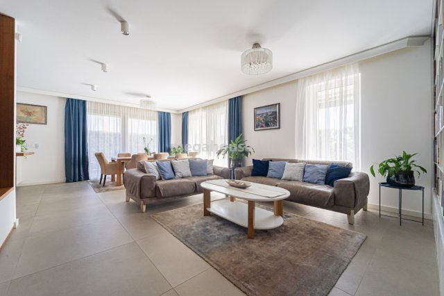 Eladó téglalakás, Budapesten, XI. kerületben 365 M Ft