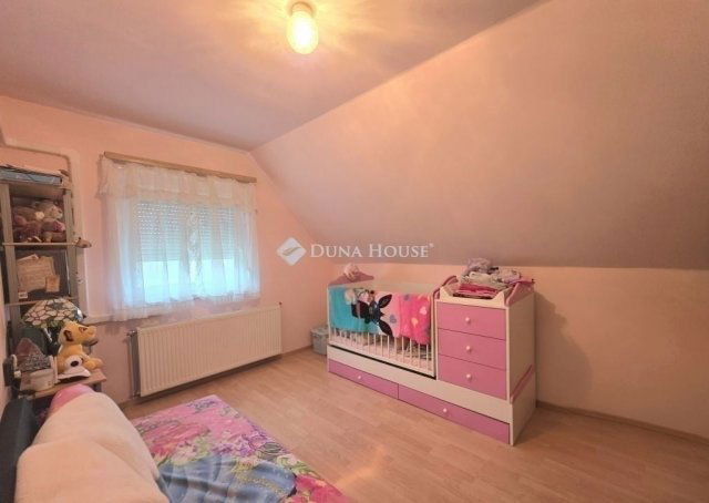 Eladó családi ház, Gyömrőn 92 M Ft, 4 szobás