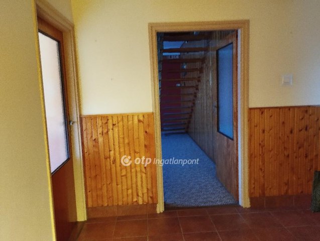 Eladó családi ház, Jászberényben 63 M Ft, 3+1 szobás
