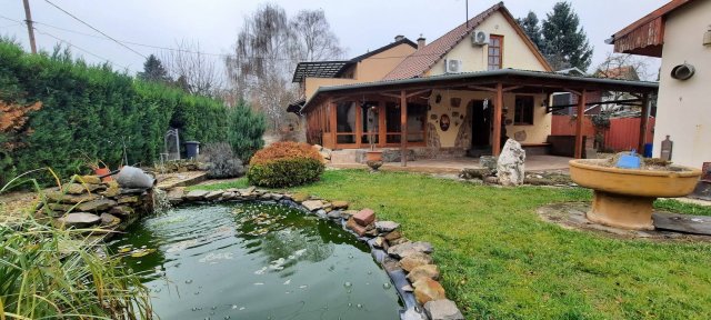 Eladó családi ház, Verőcén 99 M Ft, 3+2 szobás