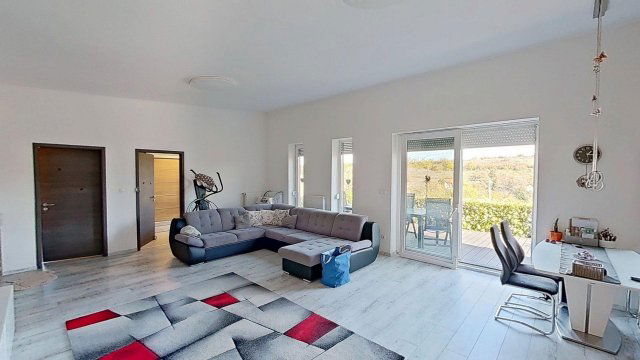 Eladó családi ház, Pécsett, Díjasnyereg úton 138.5 M Ft