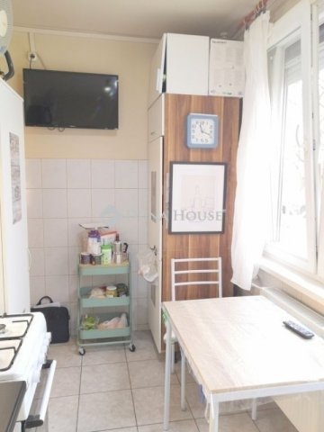 Eladó panellakás, Budapesten, XV. kerületben 69.9 M Ft