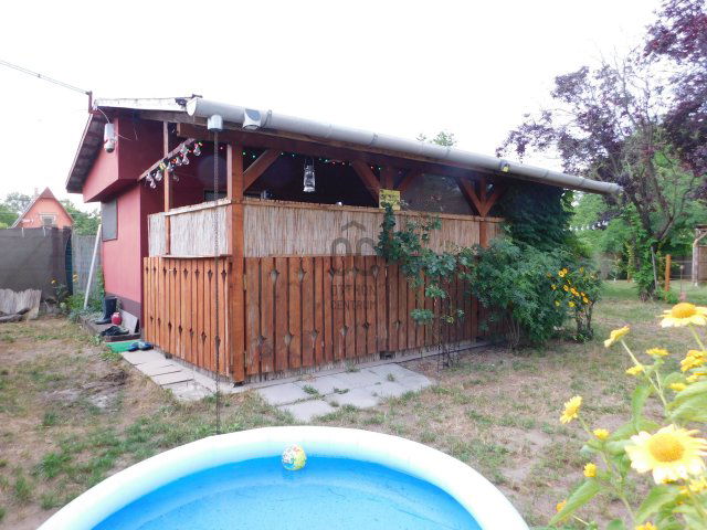 Eladó nyaraló, Tápiószentmártonon 6.9 M Ft, 1 szobás