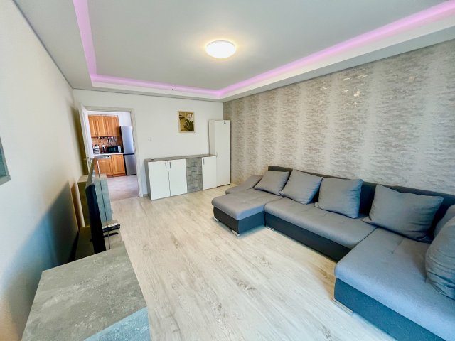 Kiadó panellakás, albérlet, Debrecenben 260 E Ft / hó, 2 szobás