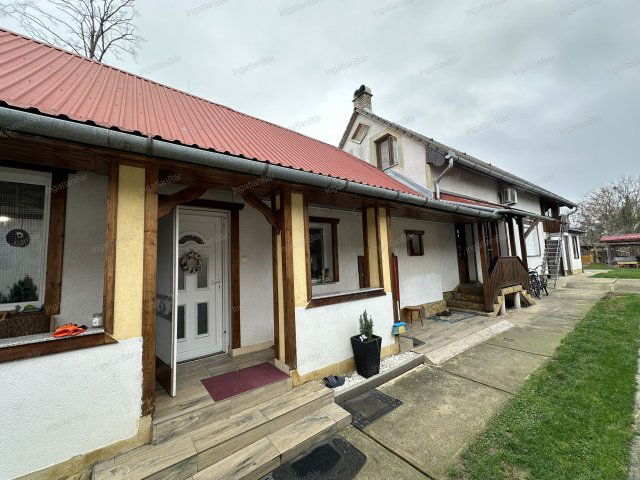 Eladó családi ház, Vásárosnaményben 44.99 M Ft, 3+4 szobás