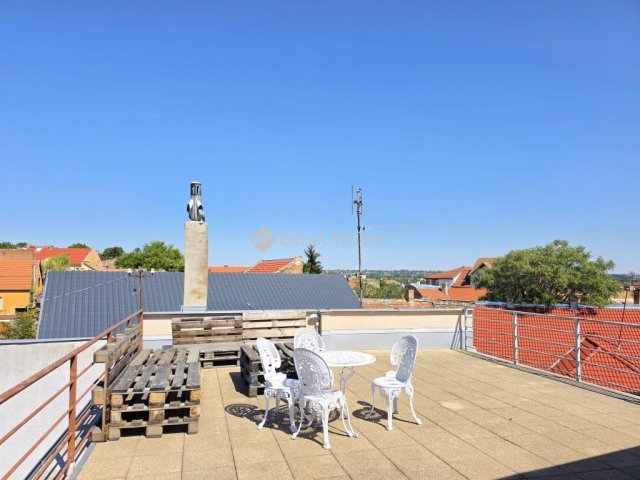 Kiadó téglalakás, albérlet, Pécsett 320 E Ft / hó, 4 szobás