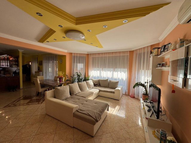 Eladó családi ház, Zalaszentlászlón 84.9 M Ft, 5 szobás