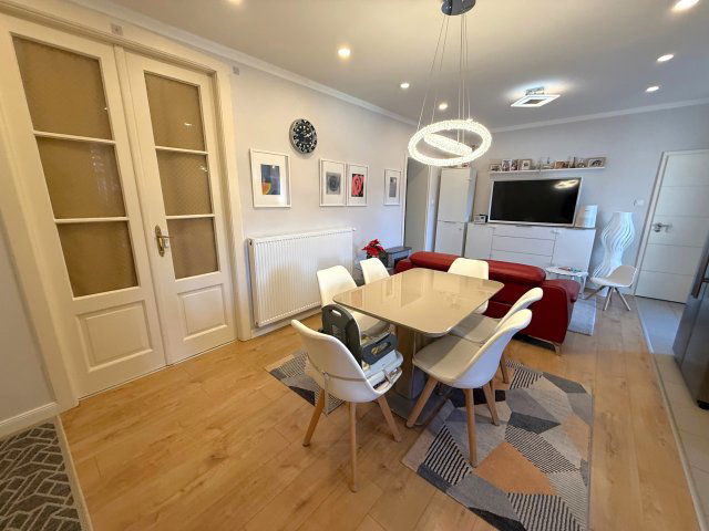 Eladó téglalakás, Pécsett, Semmelweis utcában 79.9 M Ft