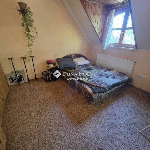 Eladó családi ház, Kecskeméten 89.9 M Ft, 4 szobás