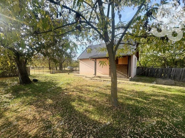 Eladó családi ház, Kecskeméten 20.9 M Ft, 1 szobás