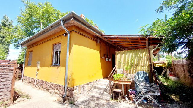 Eladó ikerház, Siófokon, Hungária utcában 79.9 M Ft, 4 szobás