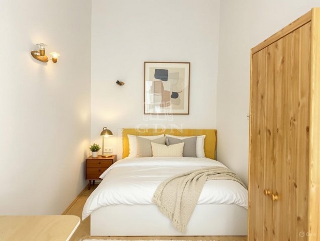 Eladó téglalakás, Budapesten, VI. kerületben 81 M Ft, 2 szobás