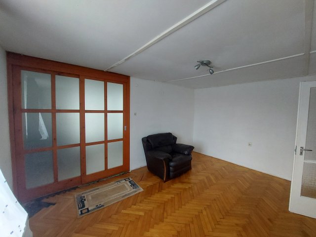 Eladó téglalakás, Jászszentlászlón 16.9 M Ft, 2 szobás