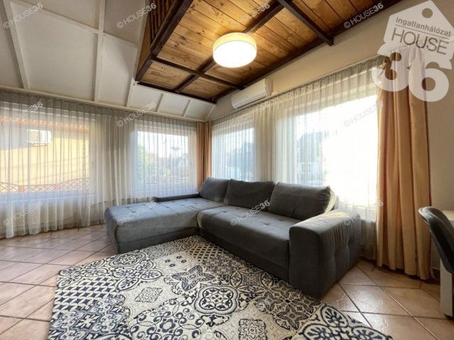Eladó családi ház, Kerekegyházán 82 M Ft, 6 szobás