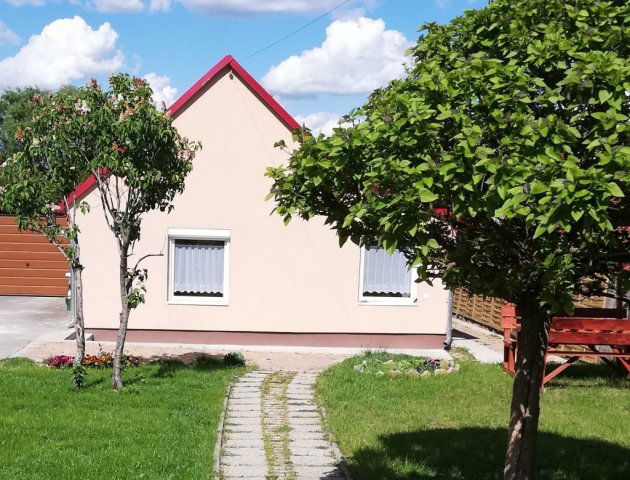 Eladó családi ház, Székesfehérvárott 73 M Ft, 3 szobás