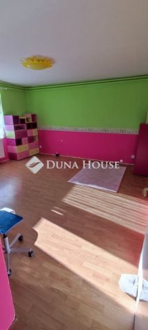 Eladó családi ház, Isaszegen 100.9 M Ft, 7 szobás