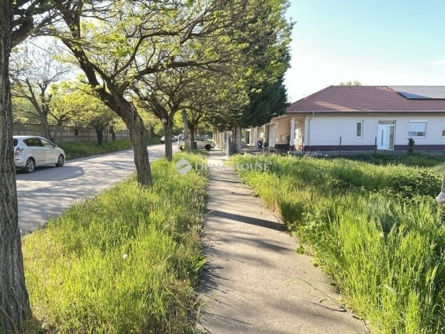 Eladó telek, Budapesten, X. kerületben 79.99 M Ft